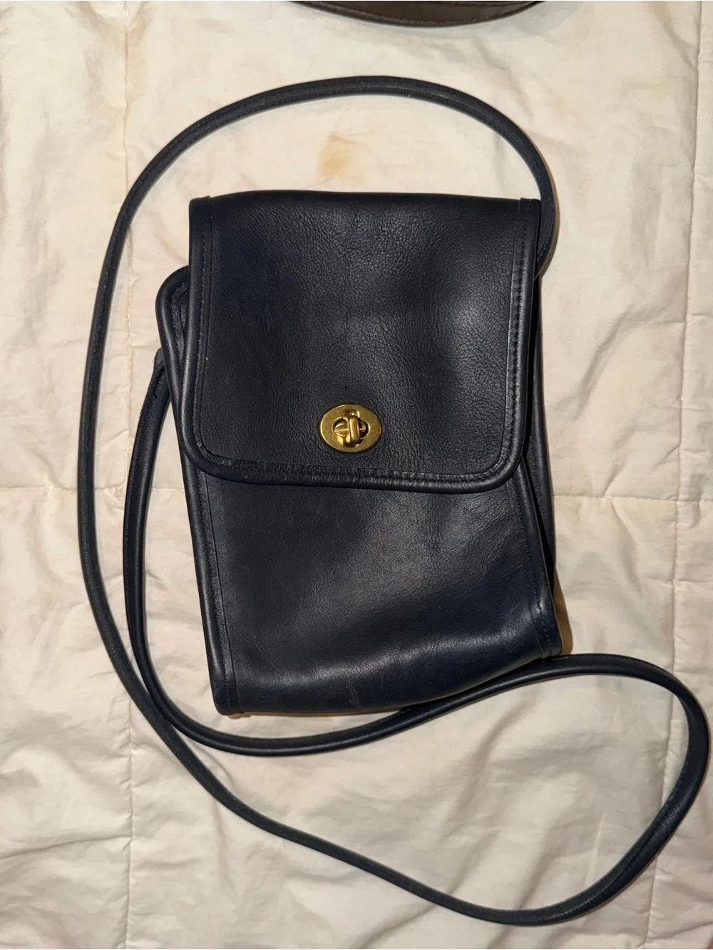 21 Vintage Coach red Leather Crossbody Bag , purse, satchel, tote w/ dust bag